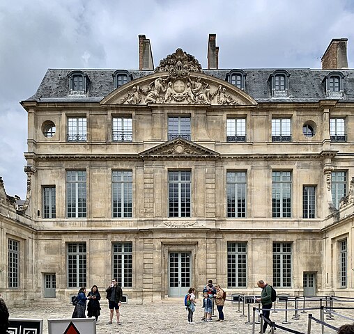 Front of the Picasso Museum